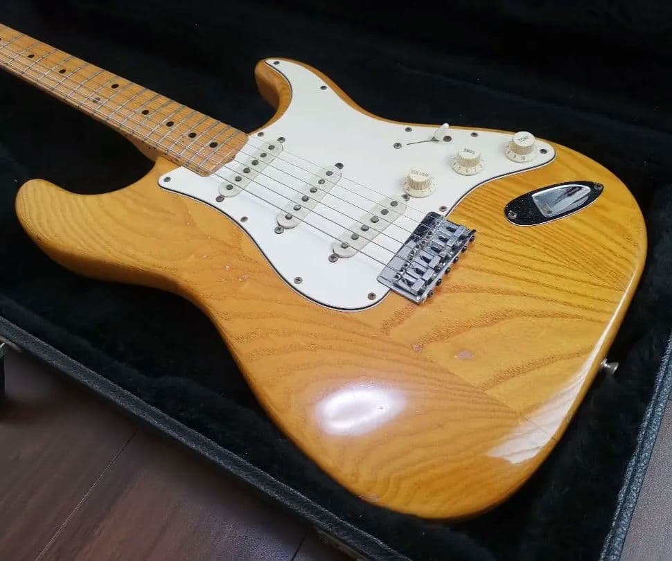 Fender Stratocaster 1979 ラージヘッド ハードテイル