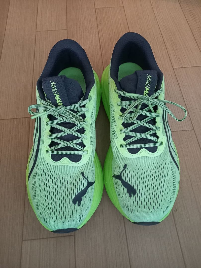 プーマ　マグマックスニトロ　26.0cm