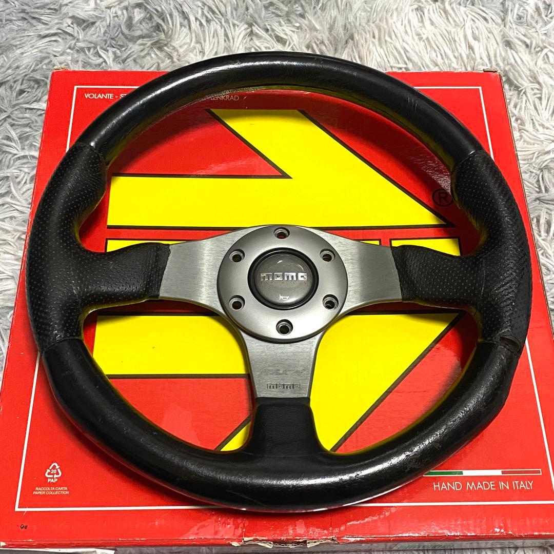 MOMO RACE ステアリング 32Φ 小径　即決大歓迎　即納◎