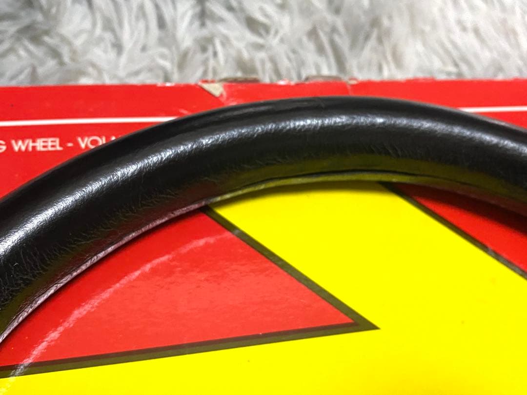 MOMO RACE ステアリング 32Φ 小径　即決大歓迎　即納◎