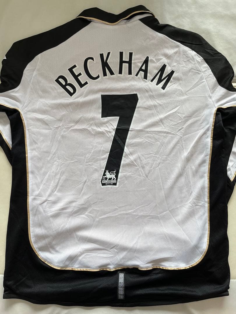 02-03マンチェスターU100周年ベッカムリバーシブルユニフォーム 長袖