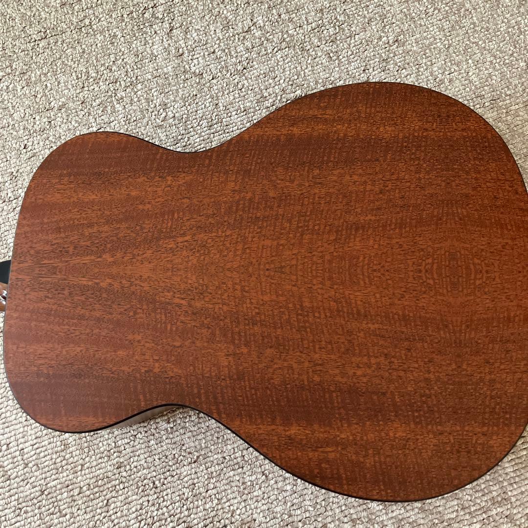 Martin Xシリーズ OOO-X2E-01 新品チョイキズ品