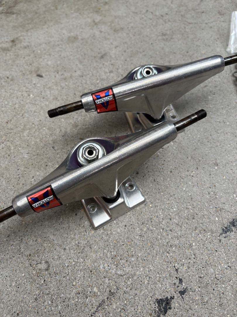 ベンチャー venture V Hollow トラック