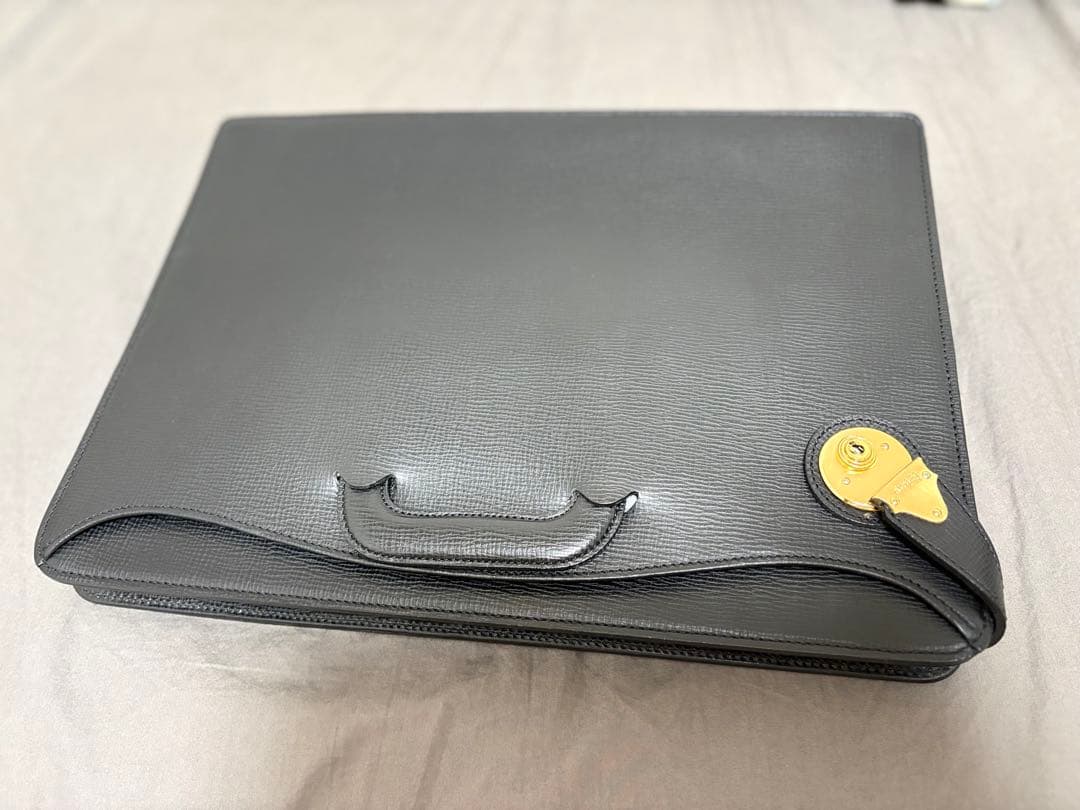 バーバリーBURBERRY美品レザーブリーフケースビジネスバッグクラッチバッグ