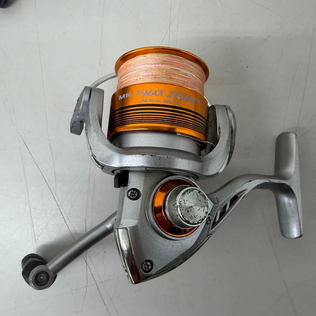 スピニングリール まとめ売り　釣り具　8個セット