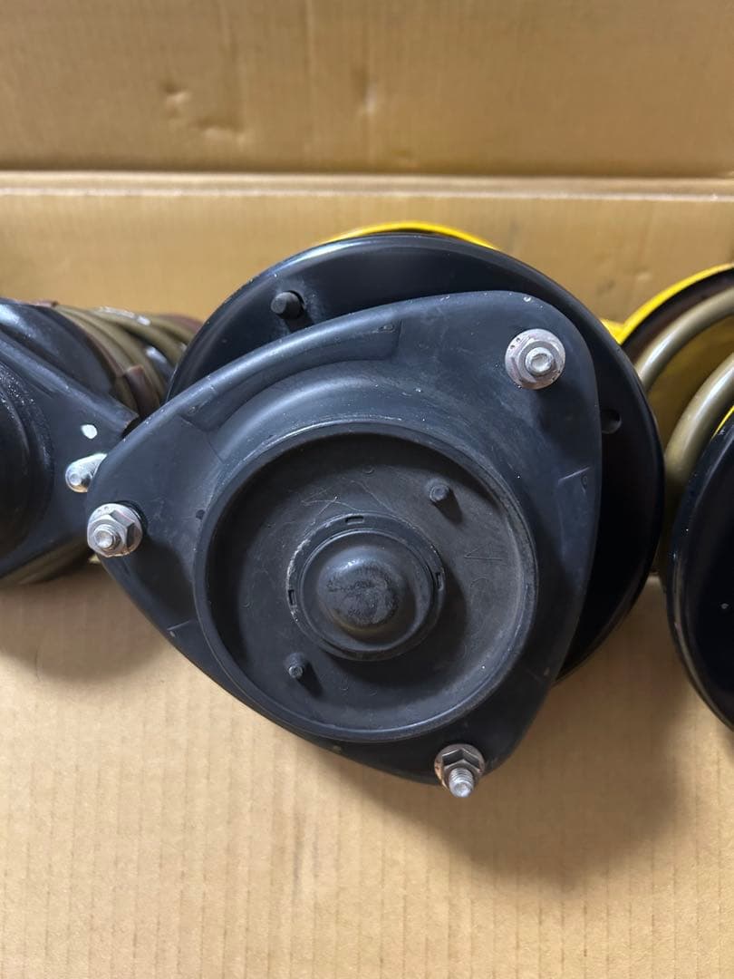 レヴォーグ2019年式vmg取り外しテインダウンサス取付済みサスペンション一式