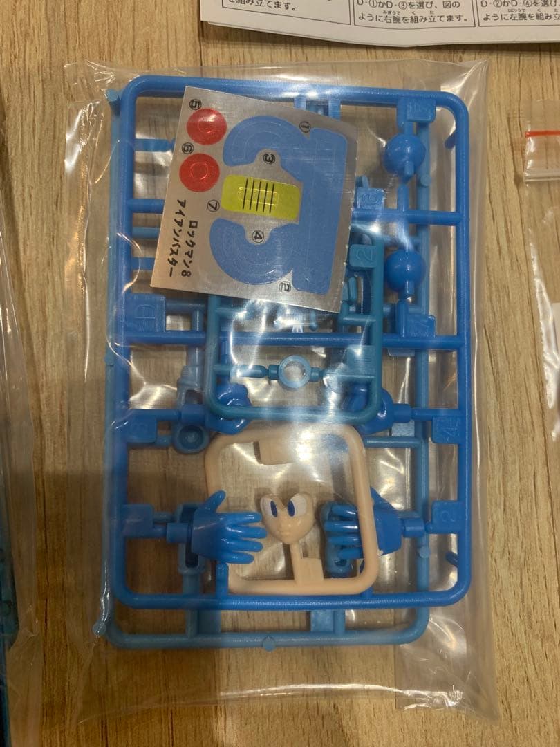 ロックマンオリジナルフィギュア プレゼント限定モデル