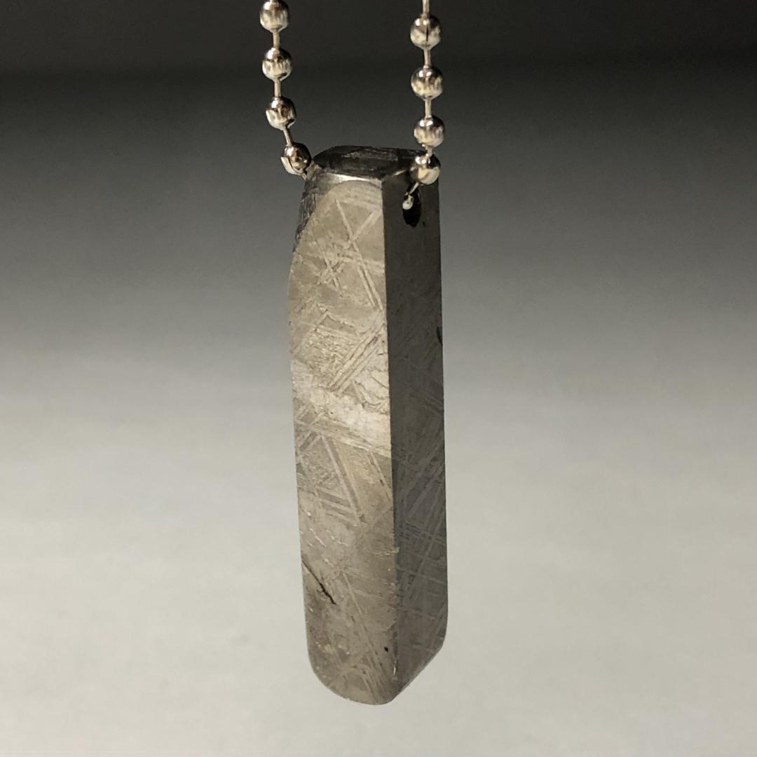 ムオニオナルスタ隕石　メッキ処理済み　ペンダント　 鉄隕石　重さ約29ｇ