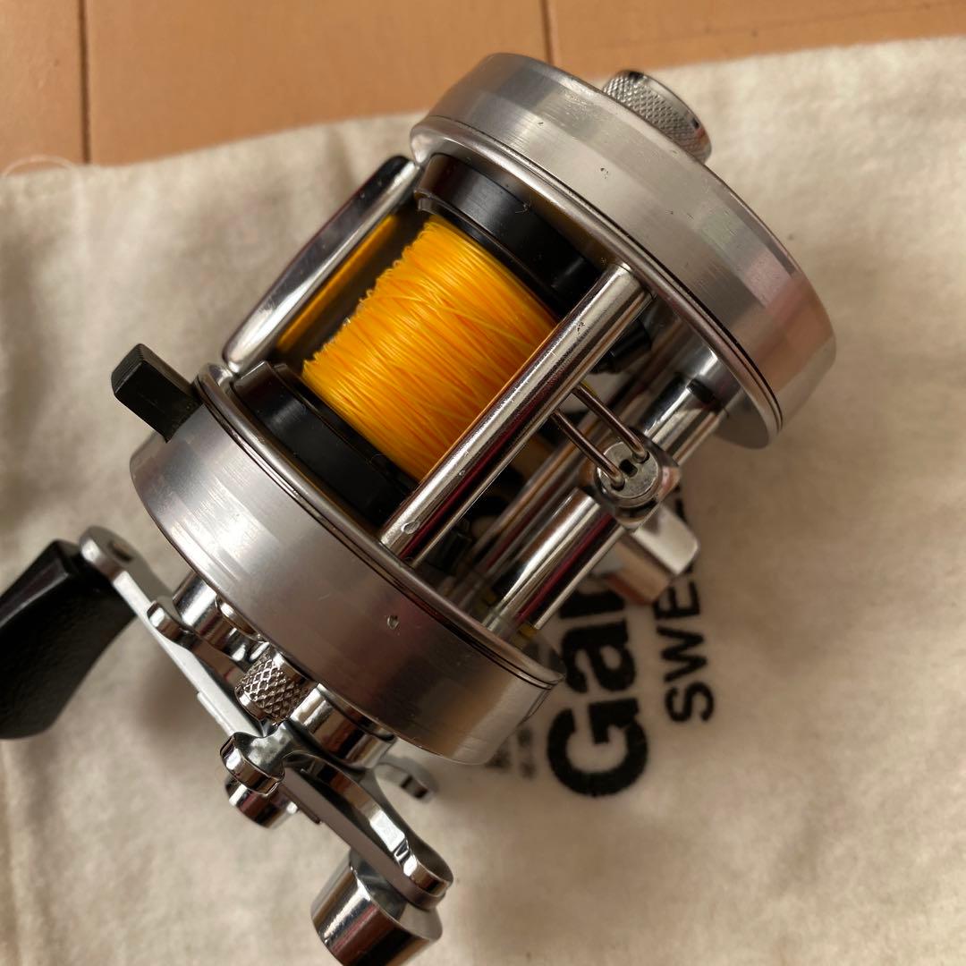 Abu　アンバサダー 2500C セレクト　希少　シルバー　アブガルシア