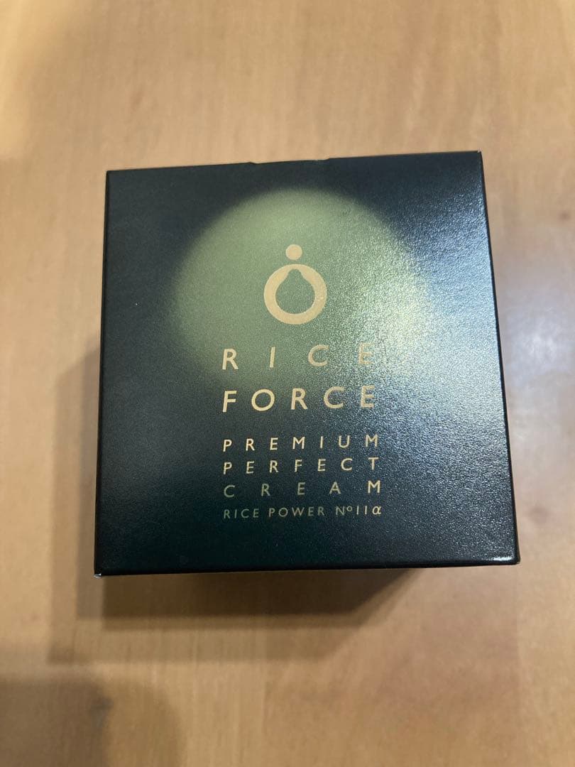 ライスフォース プレミアムパーフェクトクリーム 薬用湿潤クリームRF-P 30g