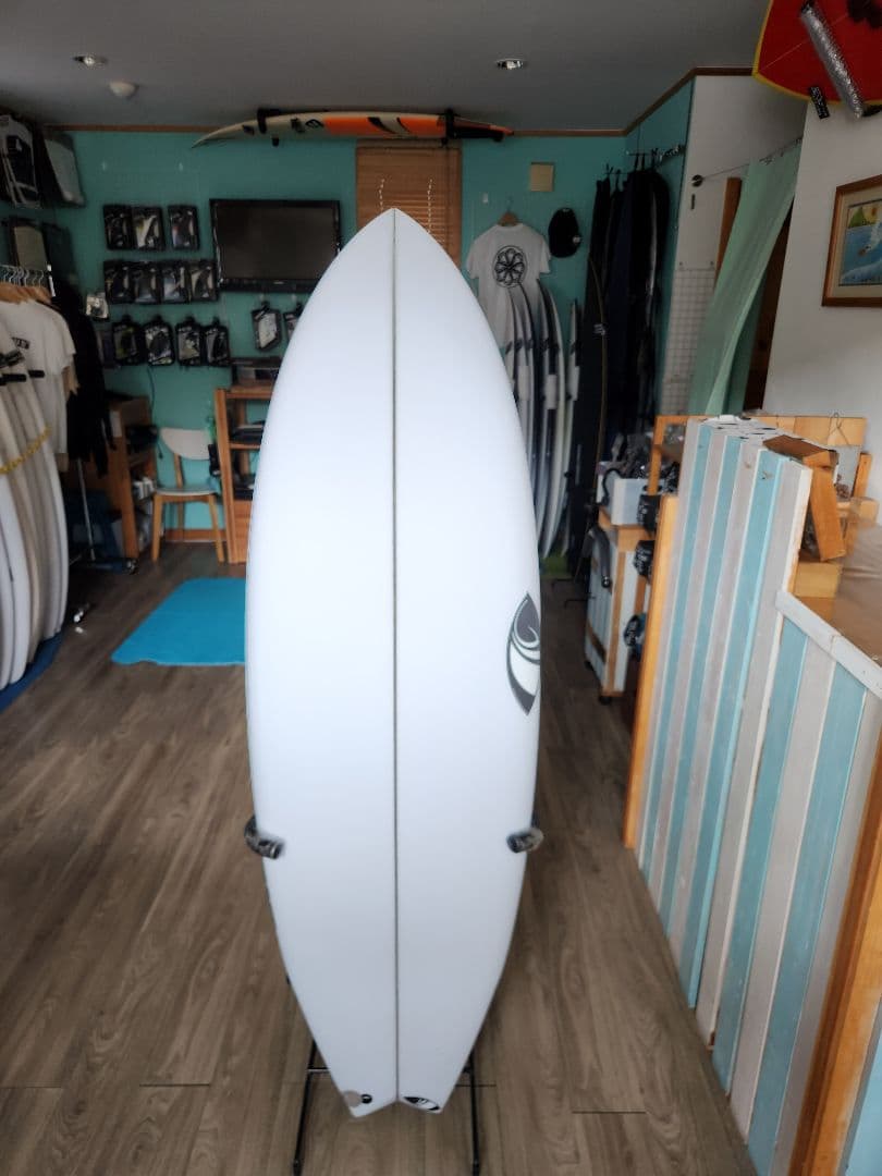 NEW 新品送込　Sharp Eye 5.4 Zipper 5フィン S3020