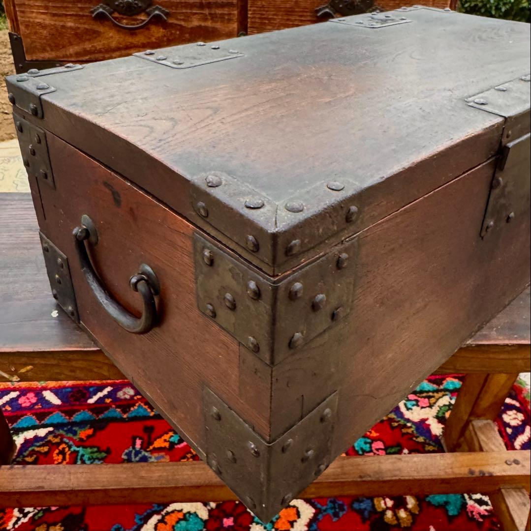 お金は出ません｜でも雰囲気は出ます 千両箱