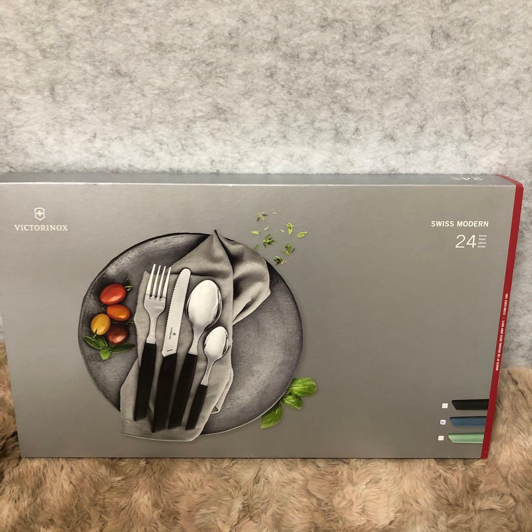 ビクトリノックス　カトラリーセット フォーク&ステーキナイフ&スプーン24本