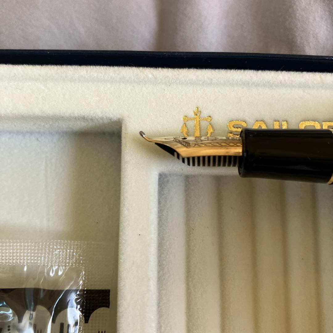 セーラー万年筆 プロギアスリム ブラック（金トリム）