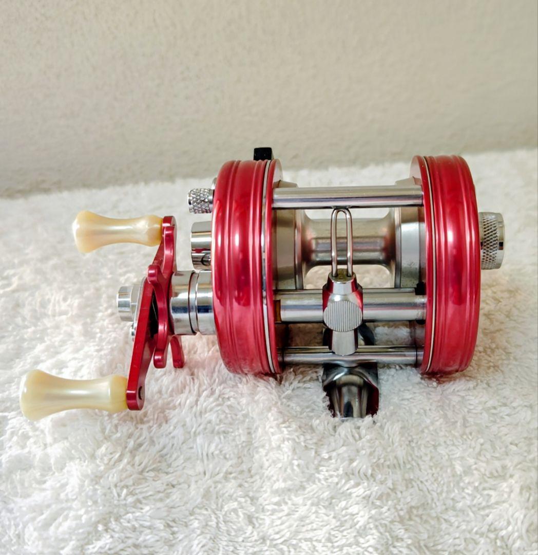 極美品 ABU アブ アンバサダー 2500C ノスタルジア レッド