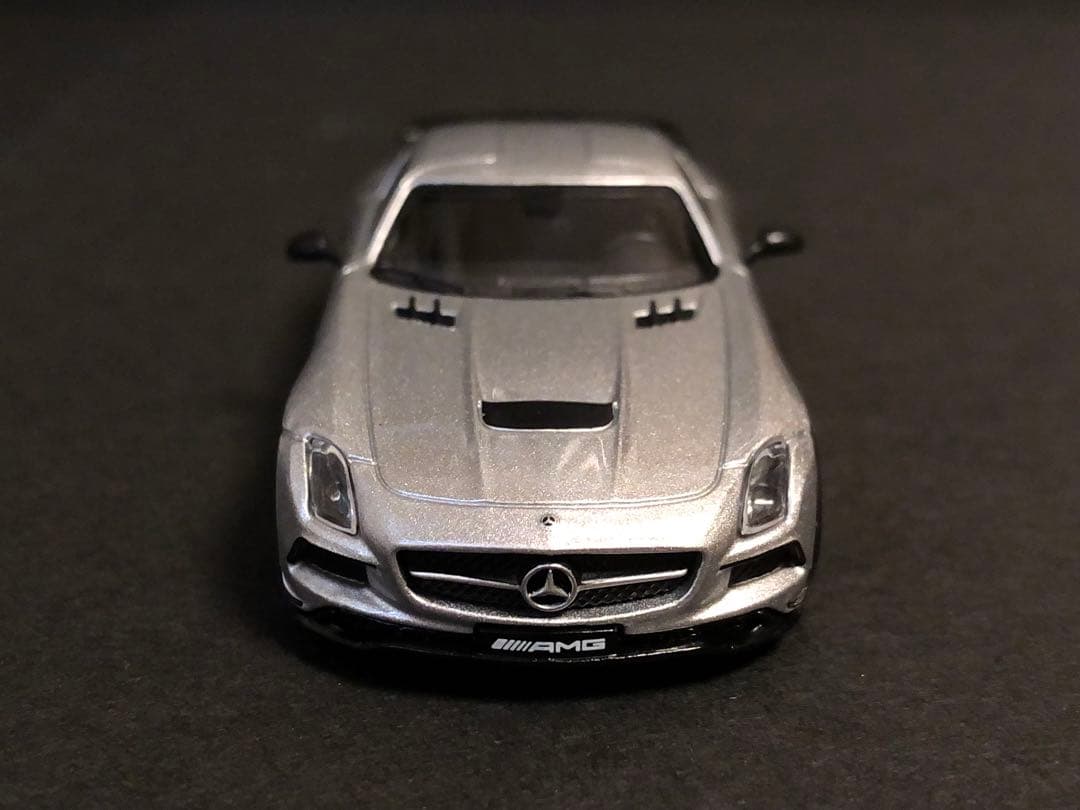 ターマックワークス 1/64 メルセデスベンツ SLS AMG ブラックシリーズ
