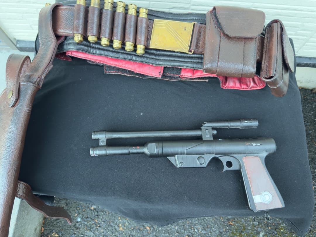 ボバ・フェットのベルト + ブラスター