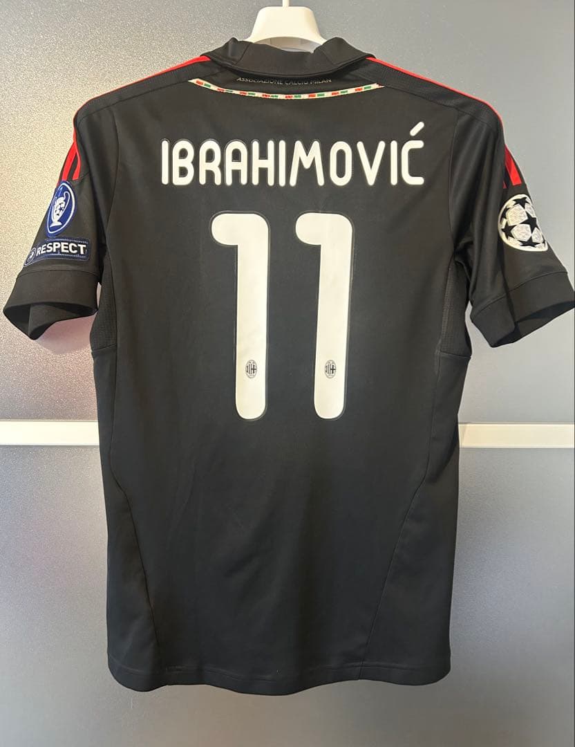 イブラヒモビッチ ACミラン 2011/12 サードユニフォーム