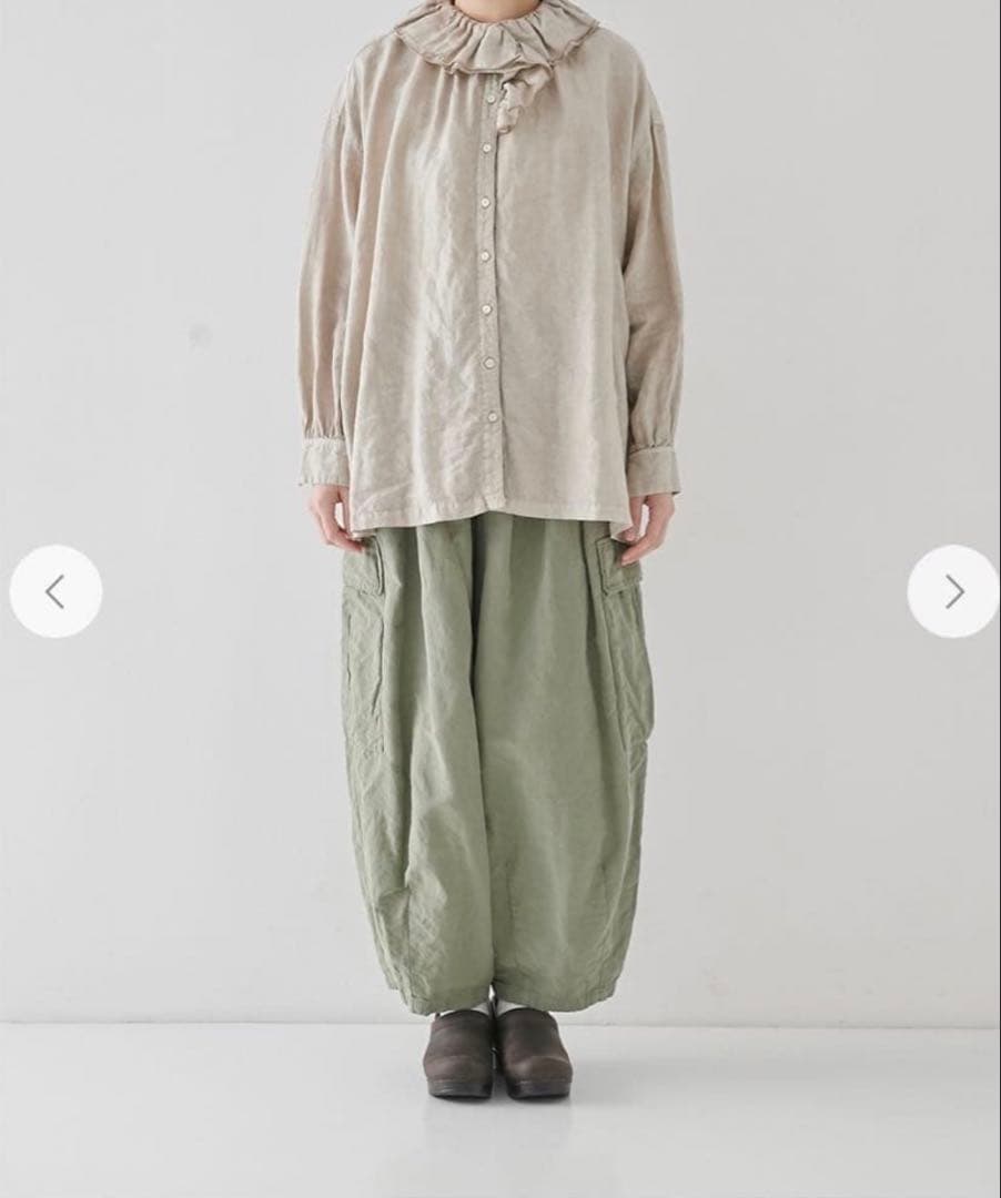 nest Robe ネストローブ リネン天然染めリーフカラーブラウス ベージュ