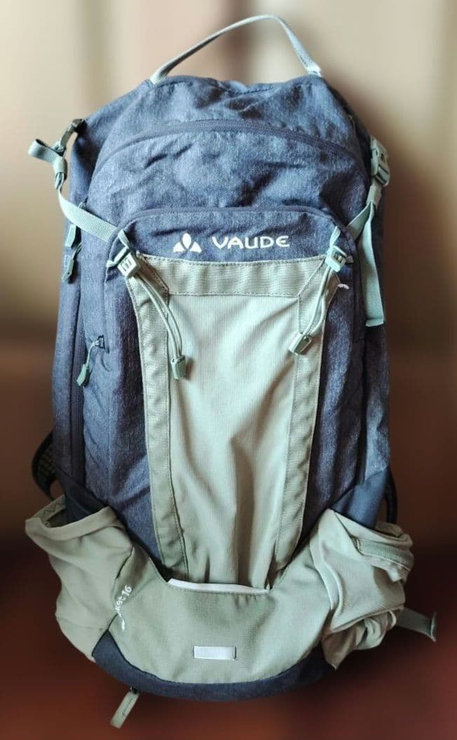 VAUDE Bracket 16 バックパック ダークグレー/グリーン