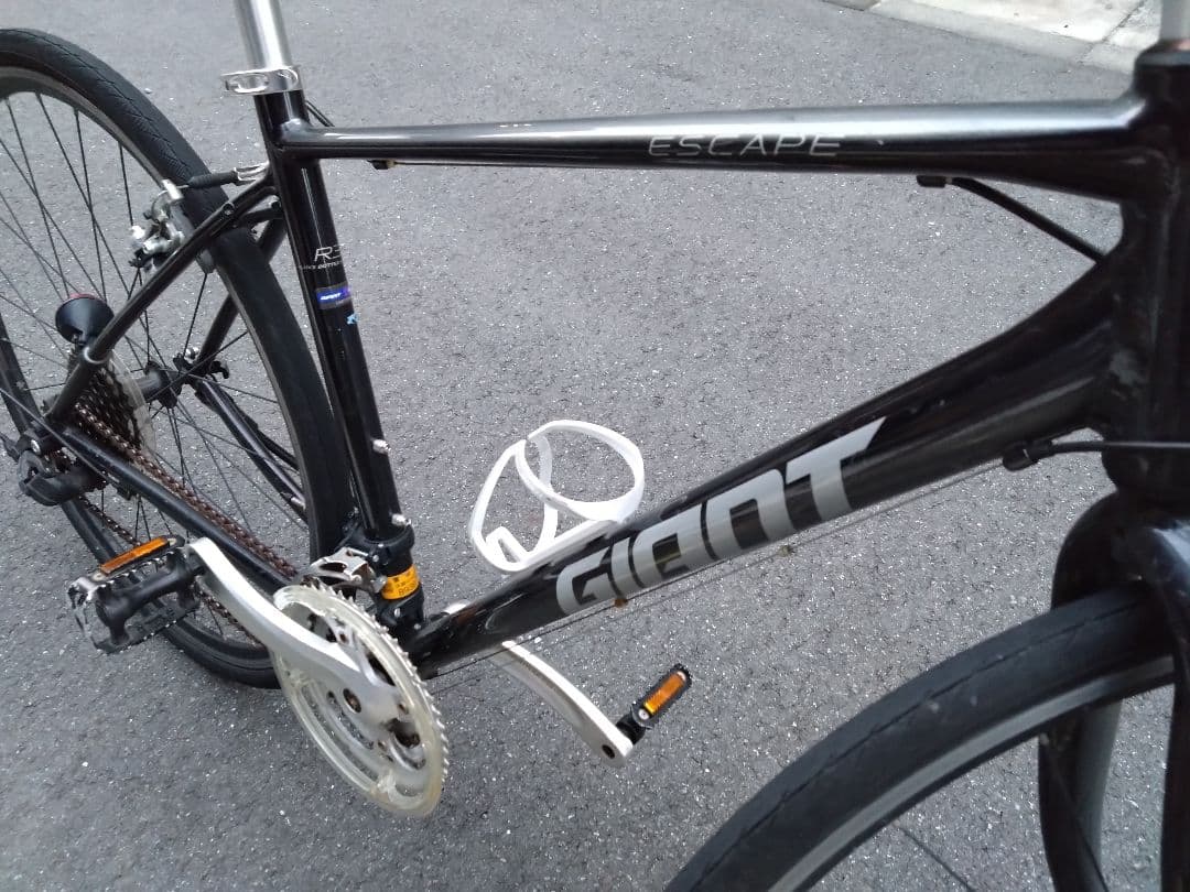 Giant ESCAPE R3 クロスバイク　引き取り限定