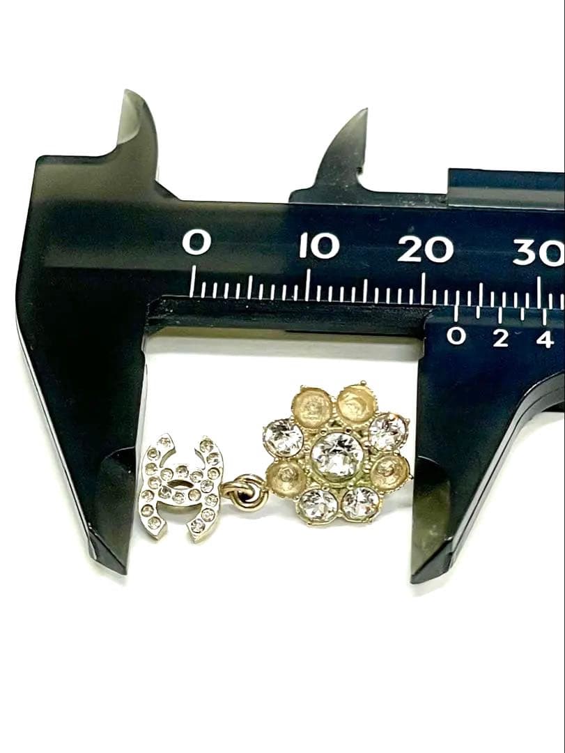 専用欄 正規品CHANELココマークフラワースウィングピアス