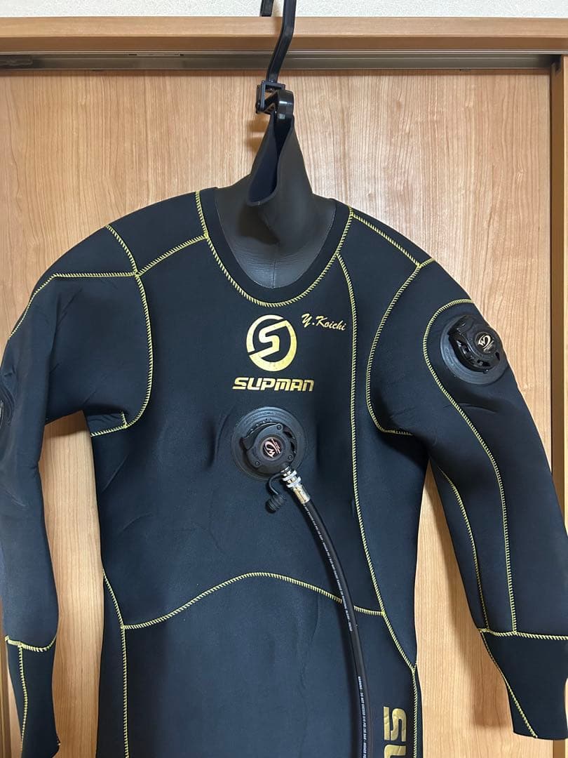 WorldDive ワールドダイブ サップマン SUPMANドライスーツ試着のみ
