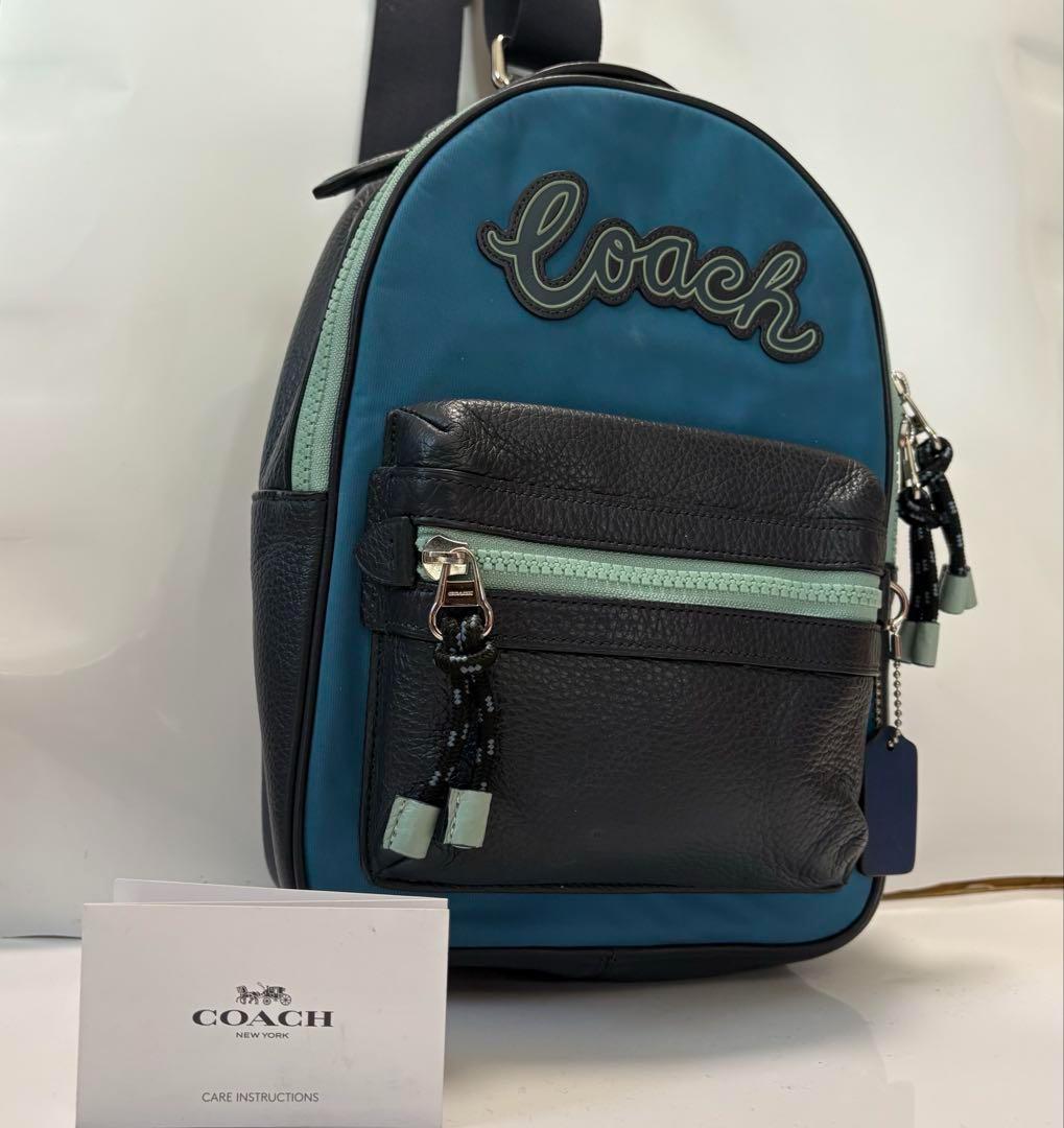 専用極美品　コーチ　ワンショルダーボディバッグ　ネイビー　レザー　ロゴワッペン
