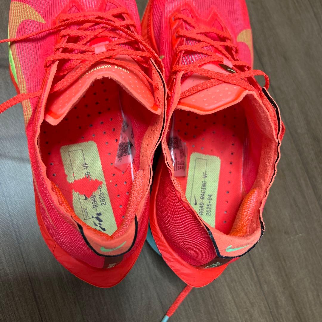 NIKE ナイキ ヴェイパーフライ 4