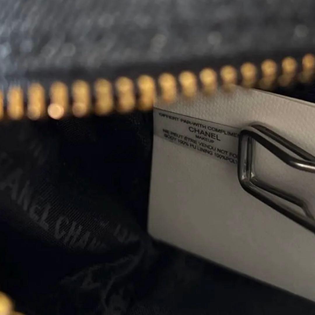 新品•未使用　CHANELノベルティ デニム ショルダーバッグ