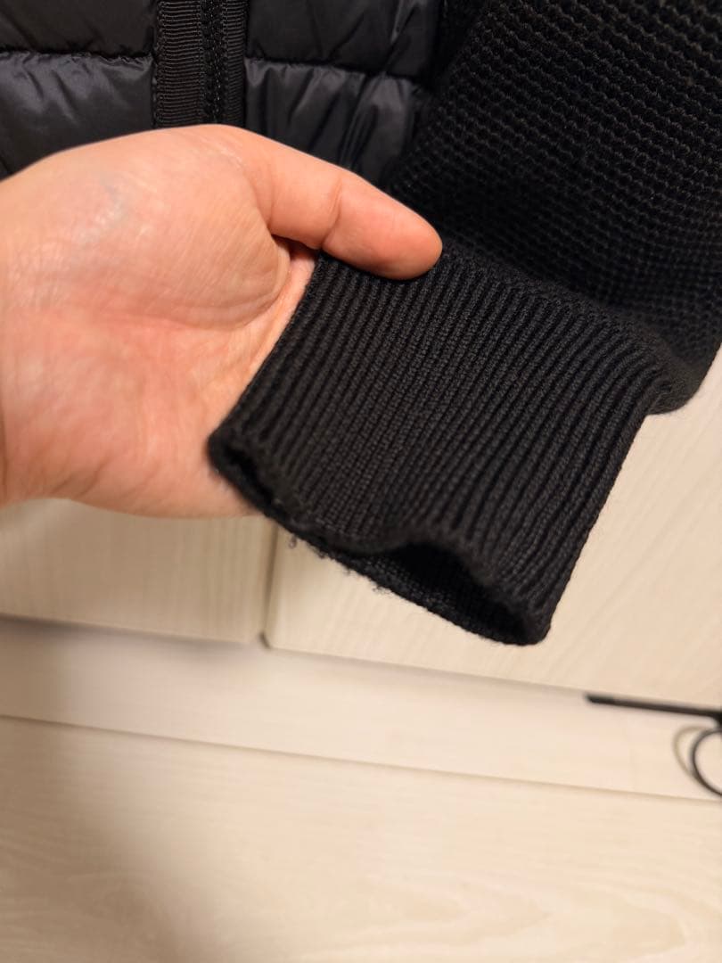 MONCLER ブラック ダウンカーディガン　カーディガン【訳あり】