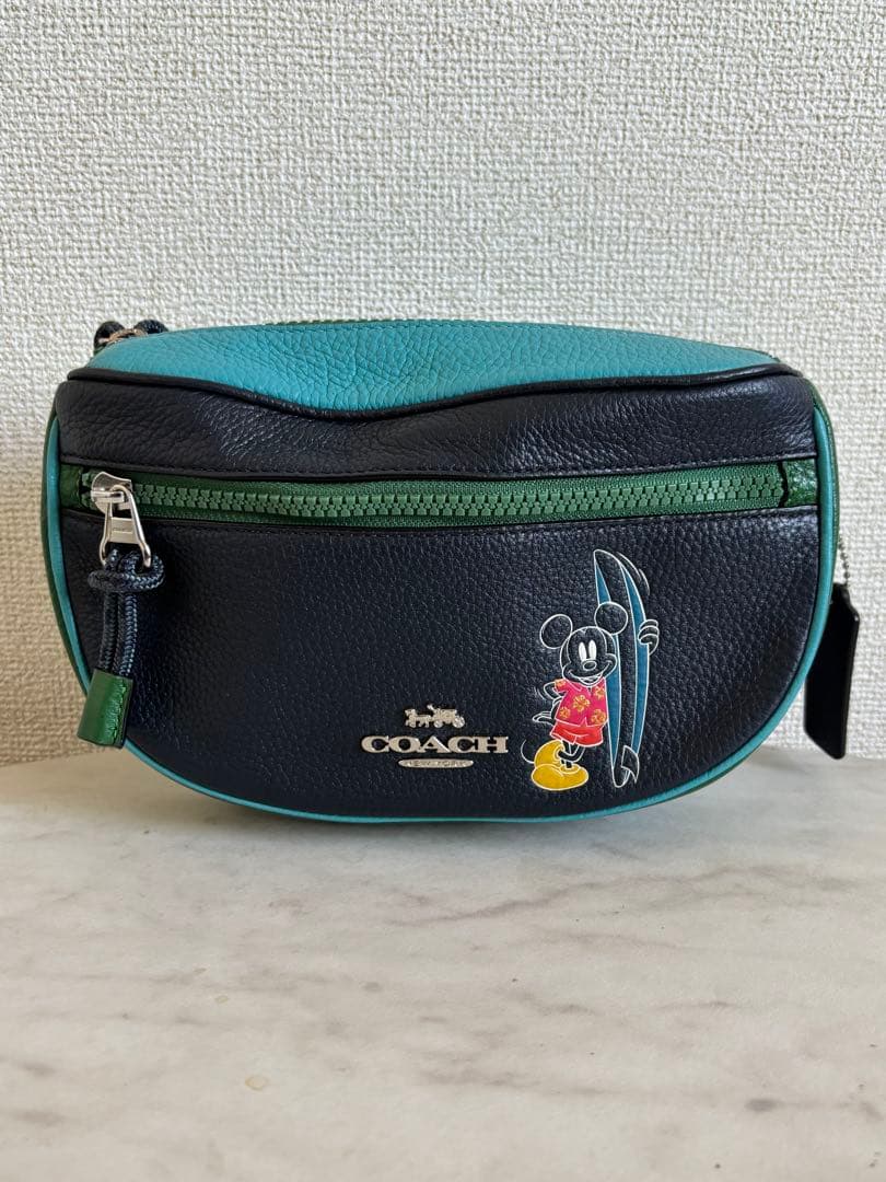 COACH ディズニーコラボ ミッキーマウス ボディバッグ