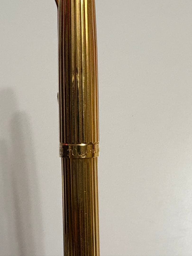 Parkerのゴールドの万年筆とボールペン