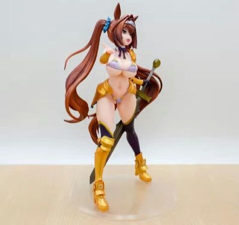 ウマ娘　ダイワスカーレット　金　フィギュア