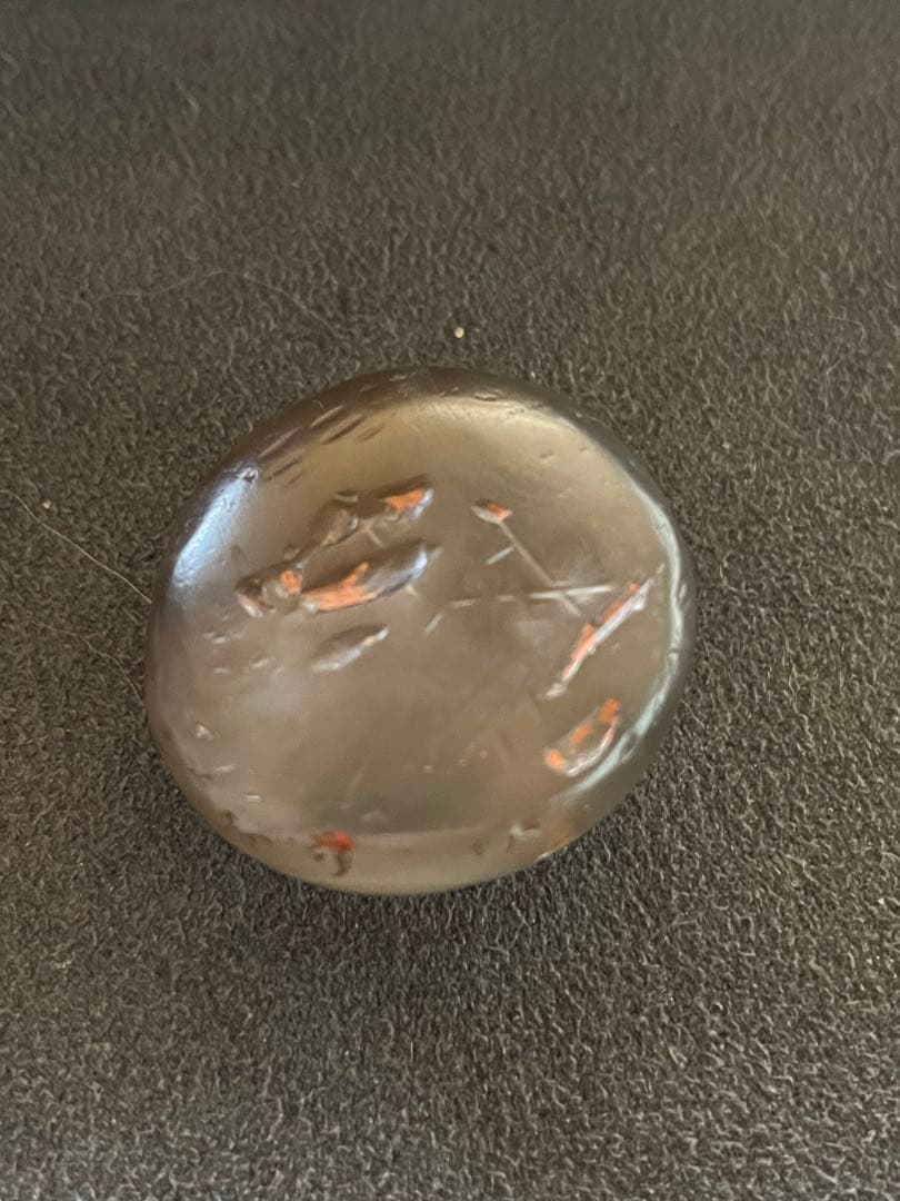 縄文期 津軽錦瑪瑙線刻垂飾珠　線刻 石肌に遺朱　出土品