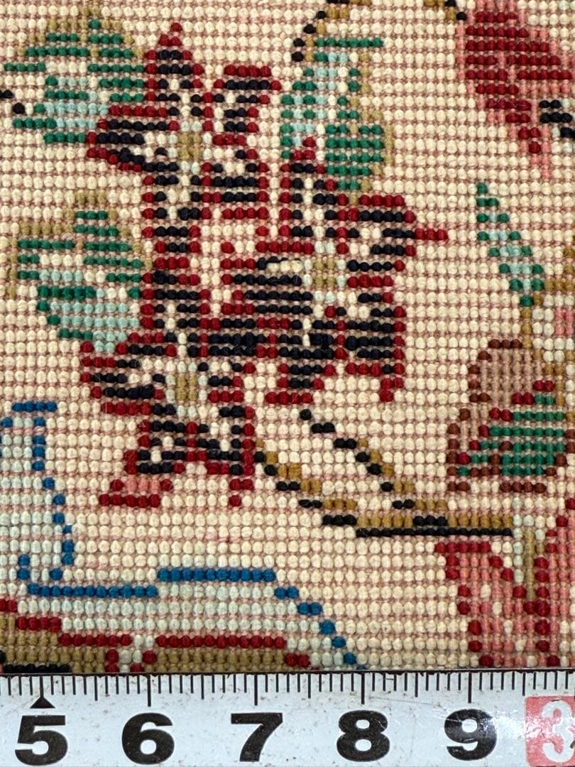 専用　マラゲ産　シルク　ペルシャ絨毯　122✖️79cm け東7-1217