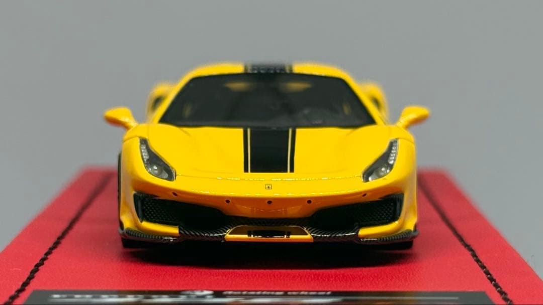 レジン製 1/64 フェラーリ 488ピスタ