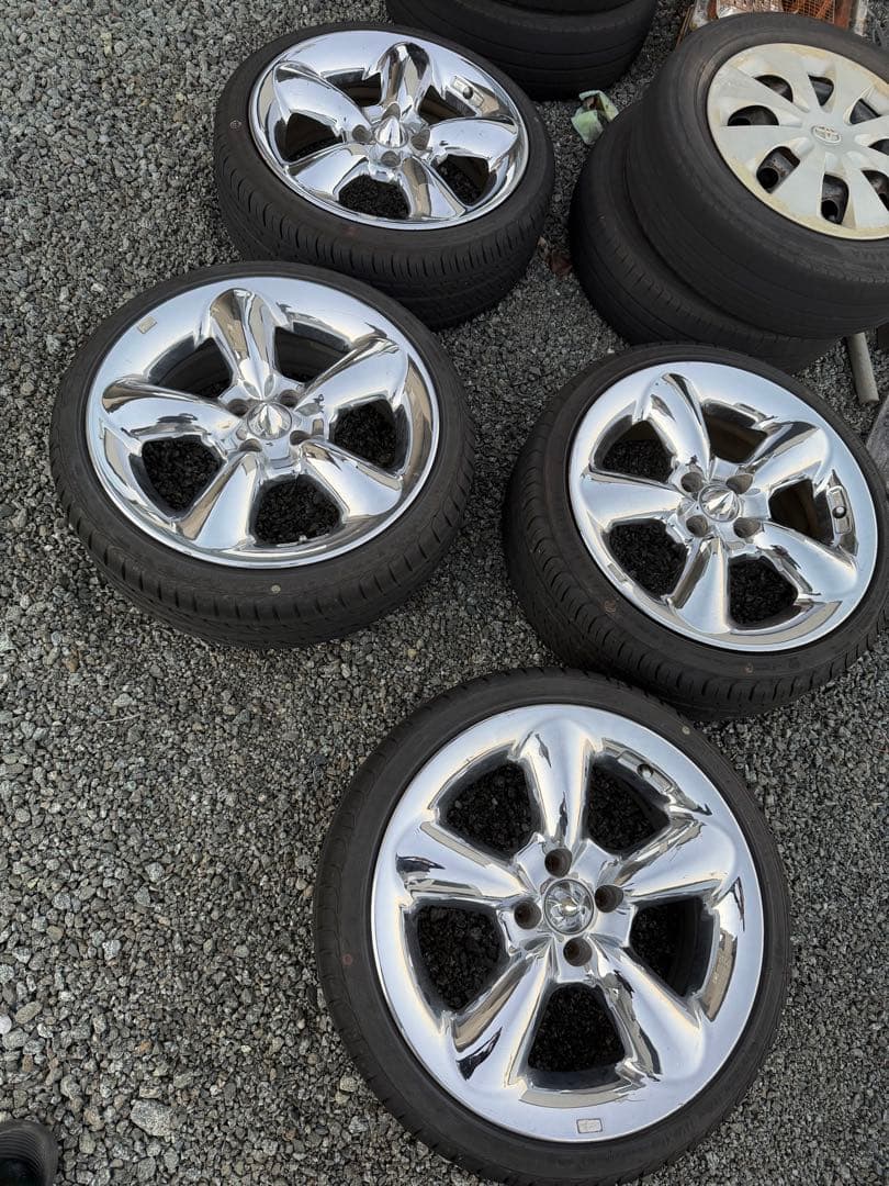 WORK グッカーズ 17インチ　pcd100 4穴