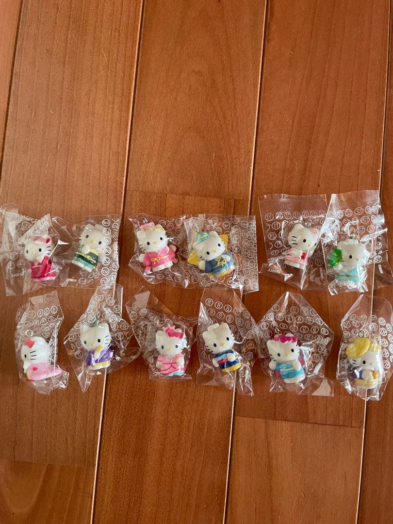 ふわりまとめ売りキティちゃんペコちゃん