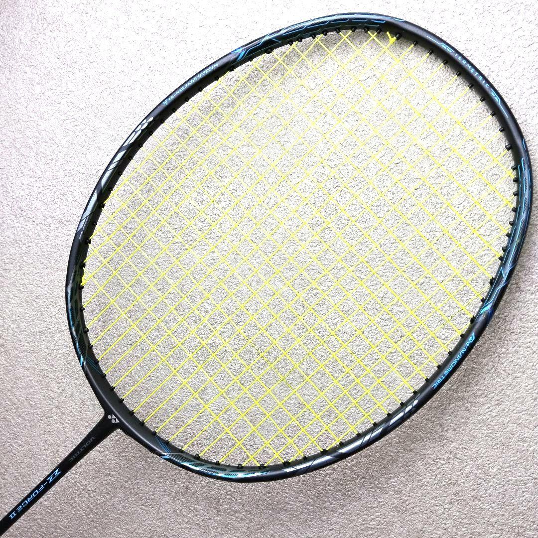 【極美品】YONEX VOLTRIC Z-FORCE Ⅱ 4UG5①