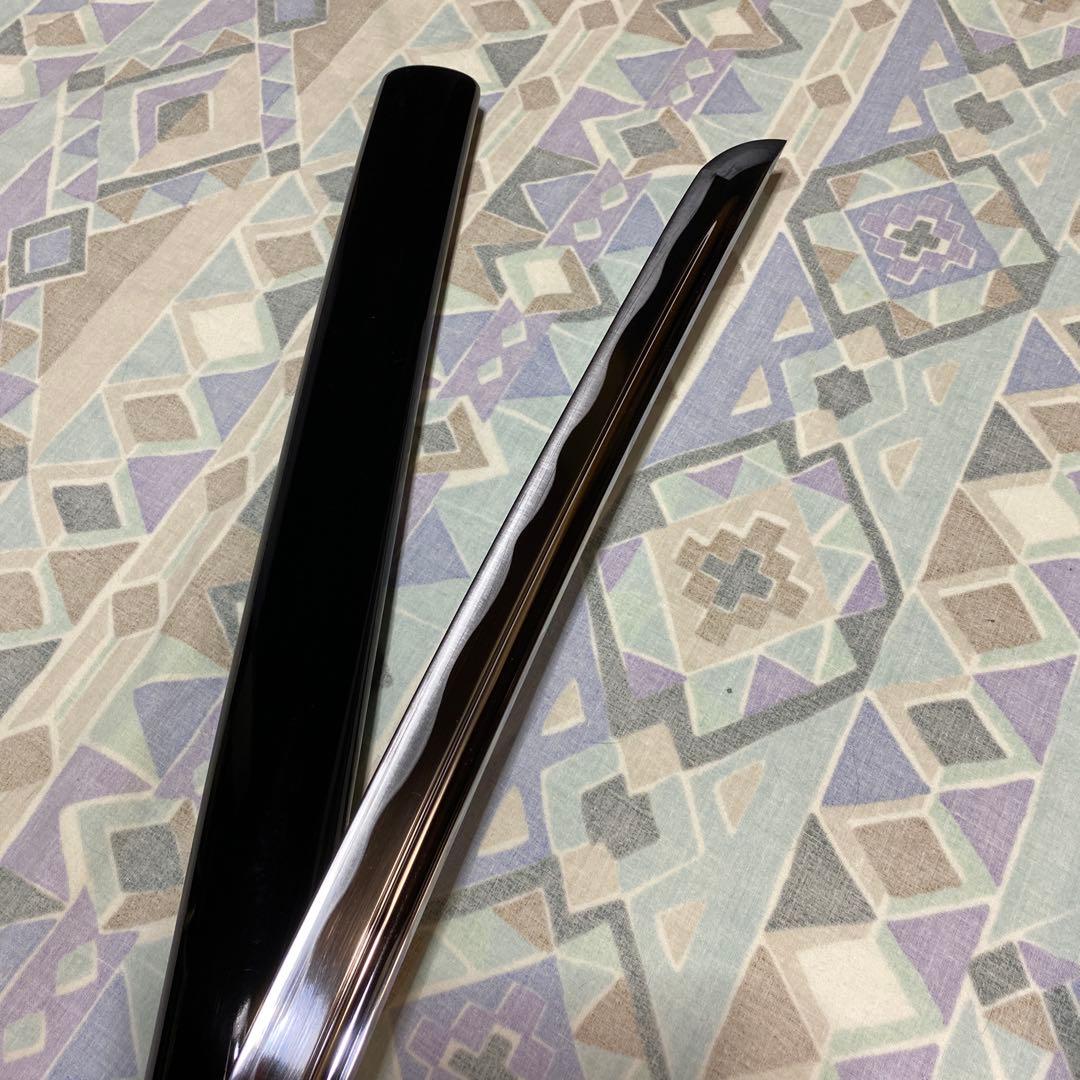 高級居合刀 黒灰色柄 松竹梅透し丸鍔 黒呂鞘