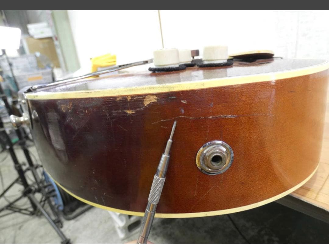 テスコ　セミホロウ　エレキギター