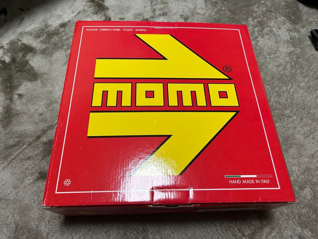 【新品未使用】momo DRIFTING ステアリング 本体 φ33 RED