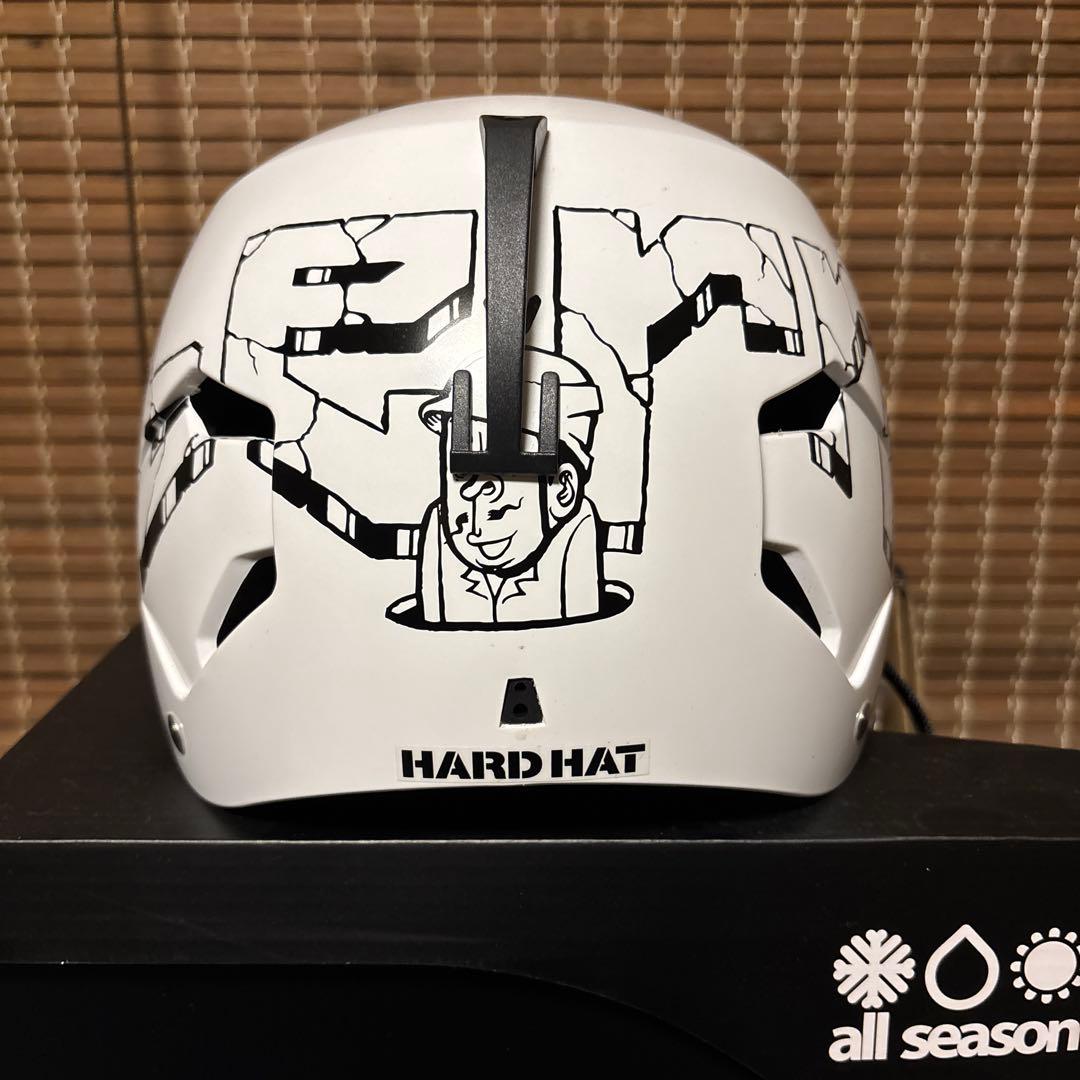 Bern バーン　ヘルメットTEAM WATTS 耳当て付き　ゴーグルクリップ