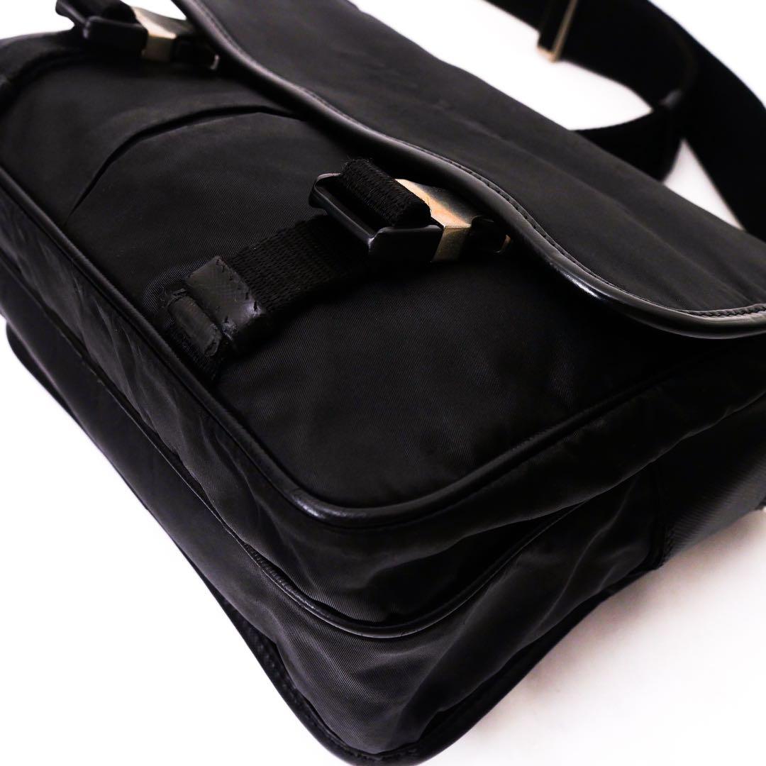 超美品 PRADA プラダ メッセンジャー バッグ ショルダーバッグ 黒 レザー