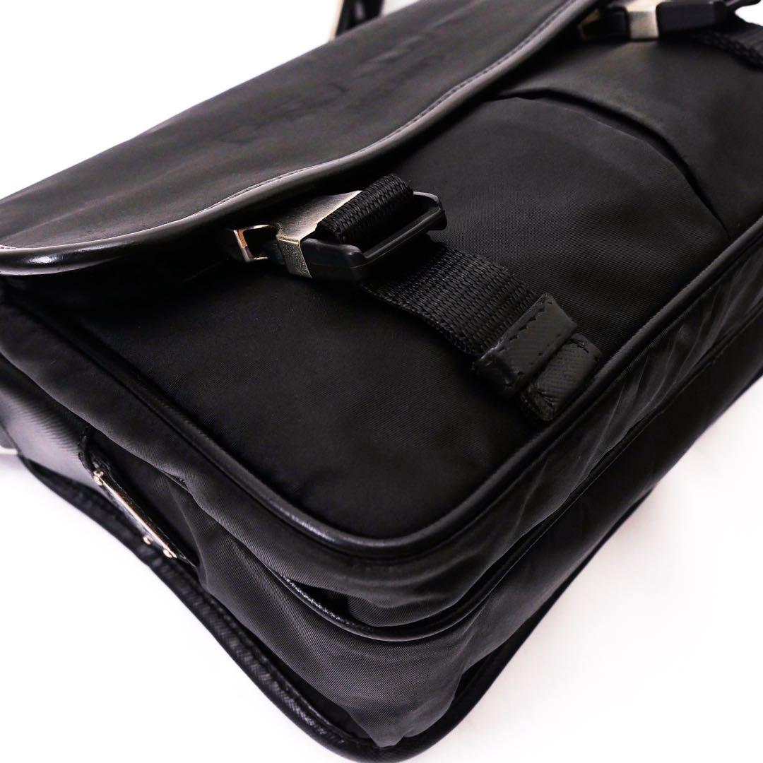 超美品 PRADA プラダ メッセンジャー バッグ ショルダーバッグ 黒 レザー