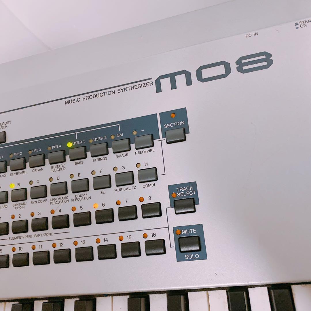 YAMAHA MO8 88鍵盤 ミュージックプロダクション シンセサイザー