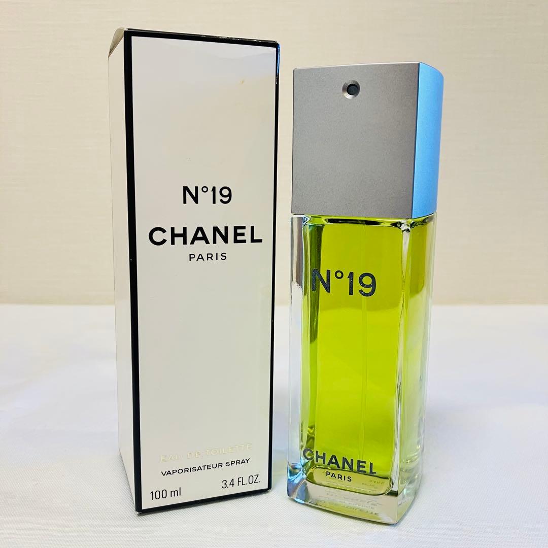 MIYABI2点新品シャネル　N°19 オードトワレ　香水　100ml ②