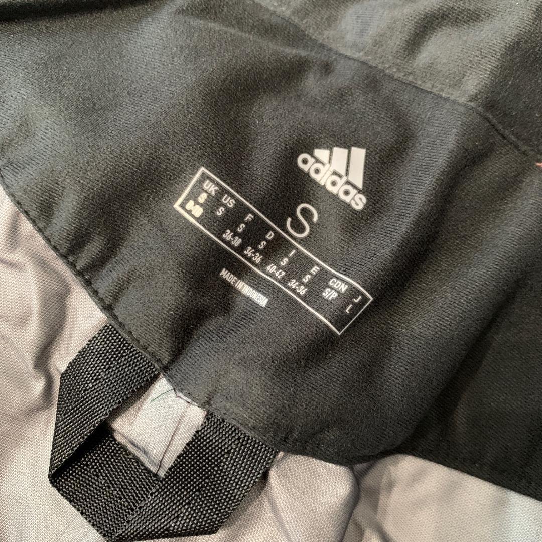 アディダス　ゴアテックス　スキー　スノーボードウェア　ピンク系　L