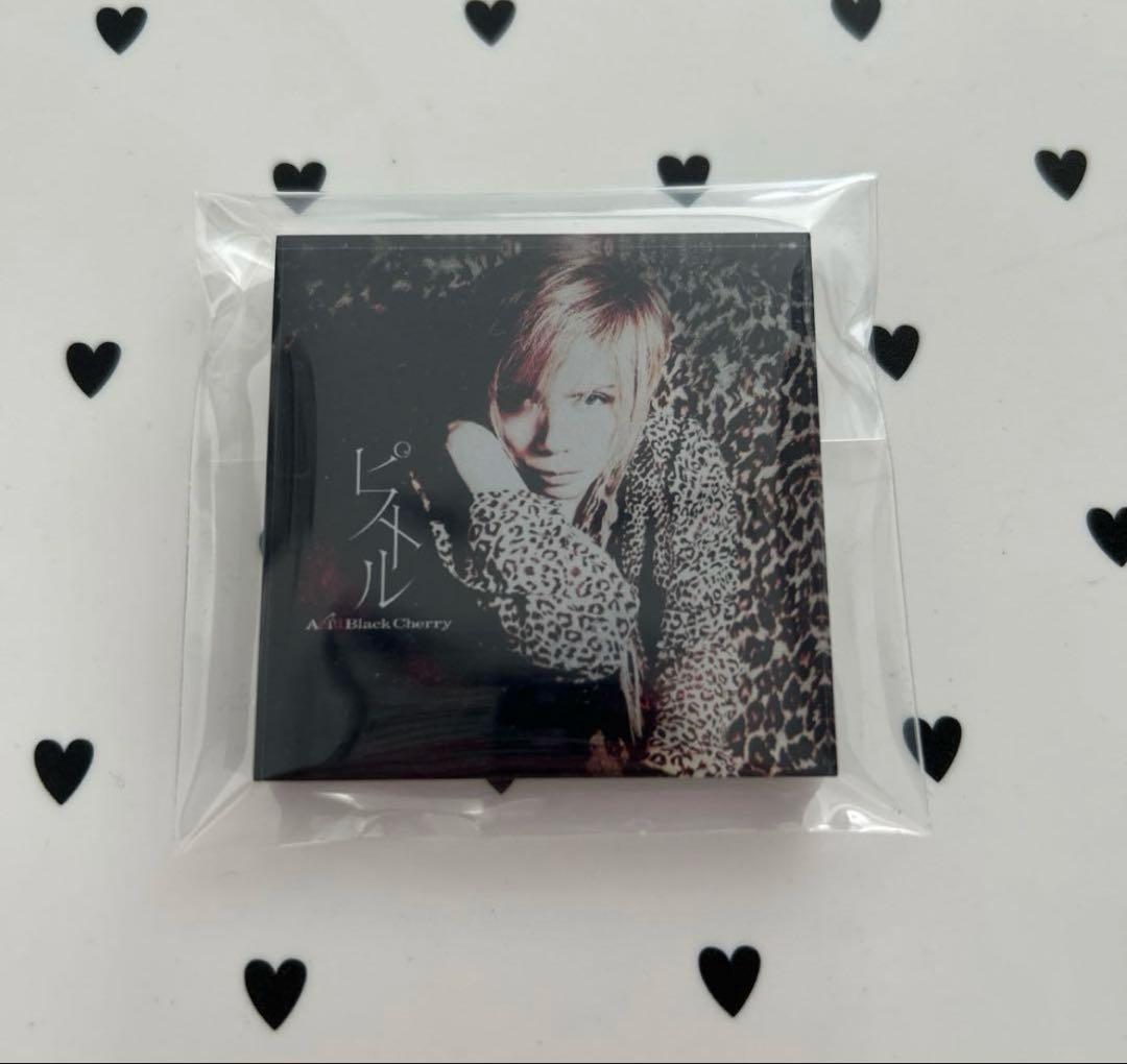 acid black cherryアクリルマグネットB シークレット　ピストル